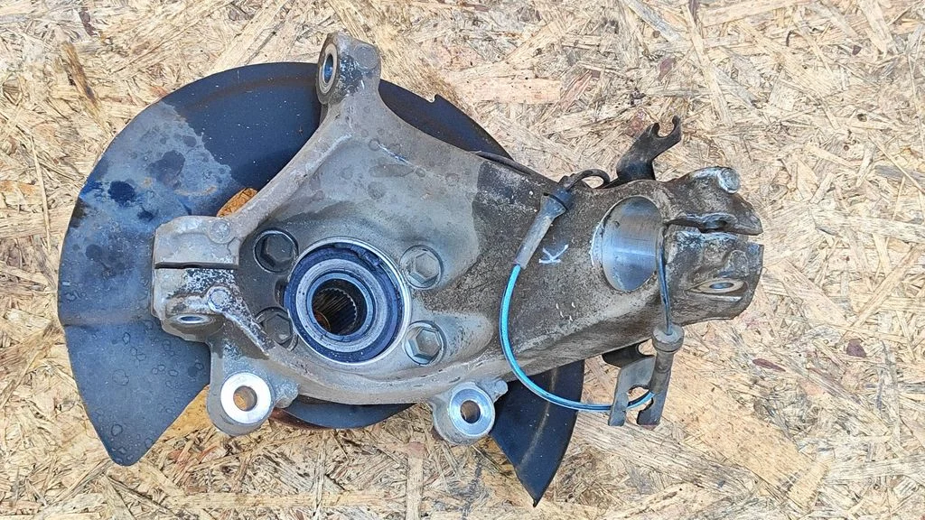 Eesmine rattarumm – Nissan Qashqai J12 (2021-)