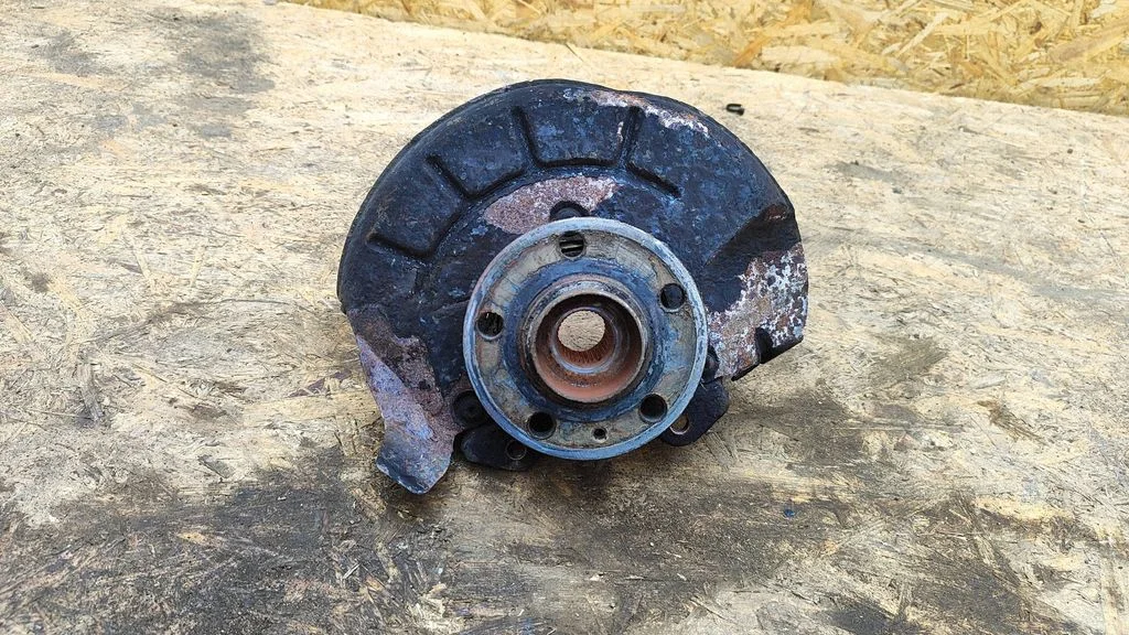 Front wheel hub – Audi A1 (2010-2018)