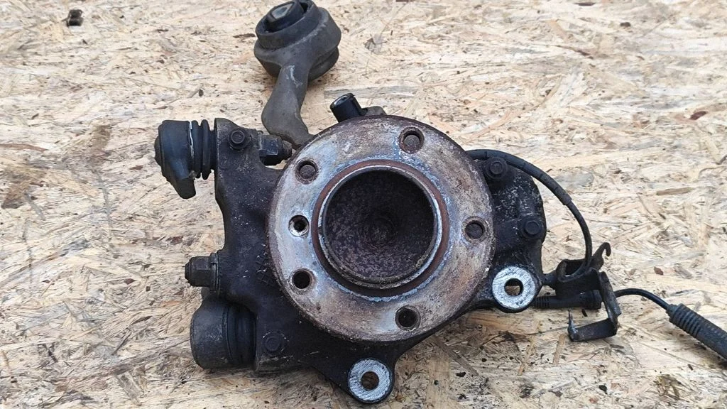 Front wheel hub – BMW 3 Series E90 E91 (2005-2012)