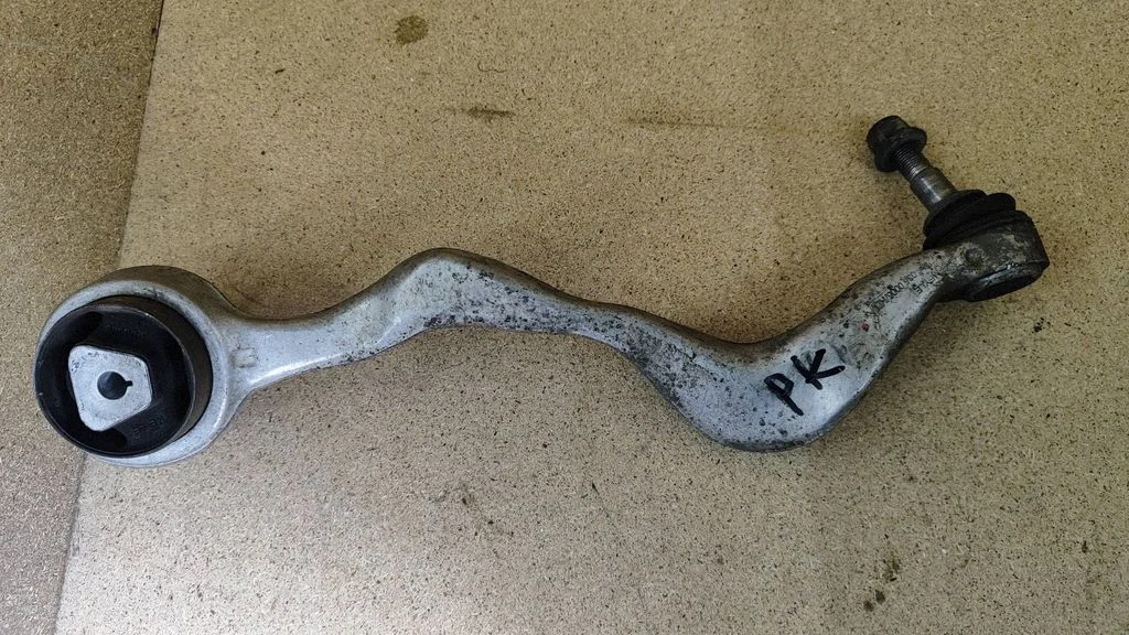 Front lower control arm/wishbone – BMW 3 Series E90 E91 (2005-2012)