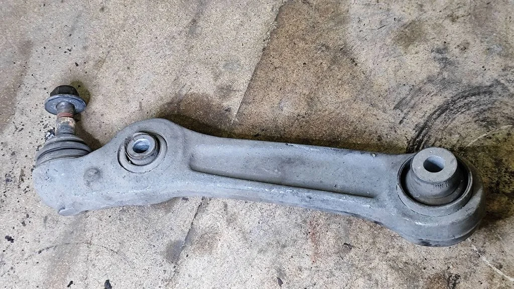 Front lower control arm/wishbone 6082T6