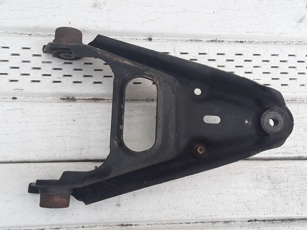 Front lower control arm/wishbone – Smart ForTwo I MC01 (1999-2007), left