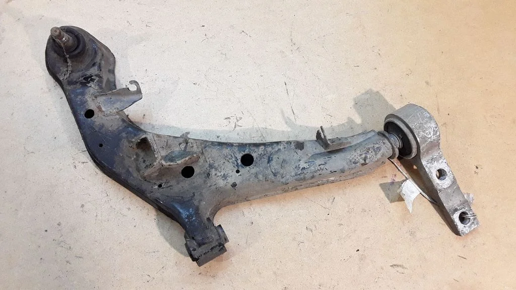 Front lower control arm/wishbone 328022