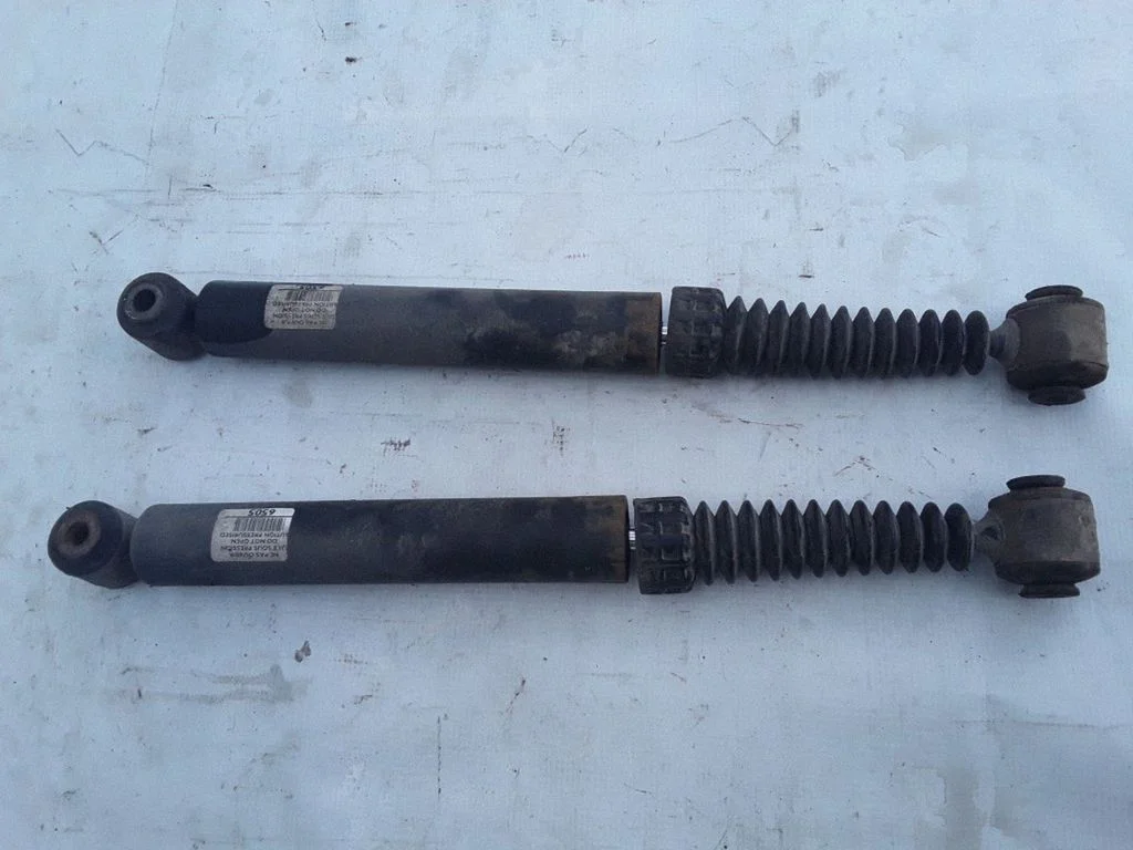 Rear shock absorber/damper 6505