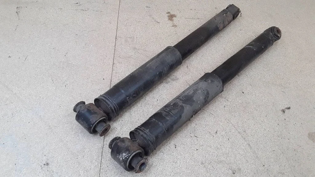Rear shock absorber/damper 8200256377