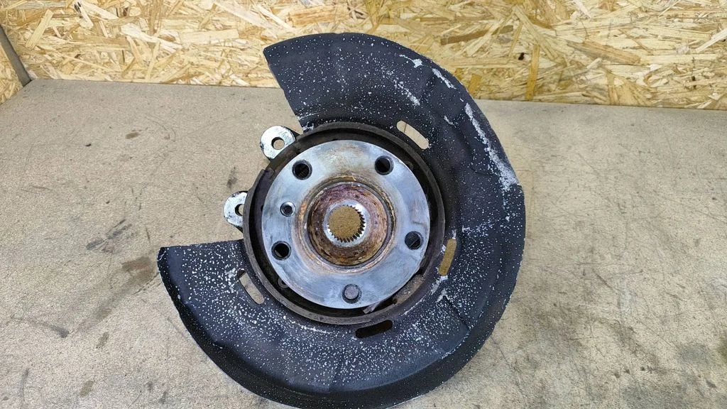 Rear wheel hub – BMW 7 Series F01 F02 F03 F04 (2008-2016)