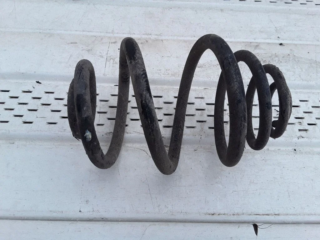 Rear coil spring – Opel Corsa C (2000-2006)