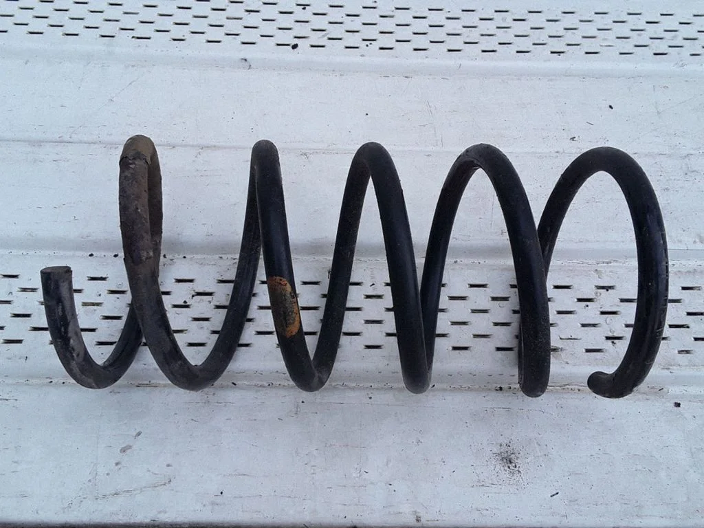 Rear coil spring – Volvo S60 (2005-2010)
