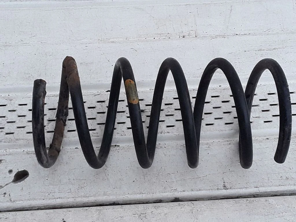 Rear coil spring – Volvo S60 (2005-2010)