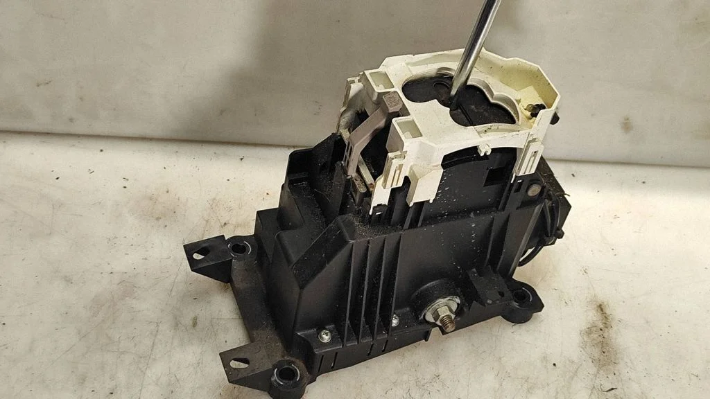 Mechanizm zmiany biegów (kulisa) 8945152020