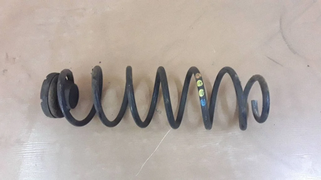 Rear coil spring – Volkswagen Polo (2002-2005)