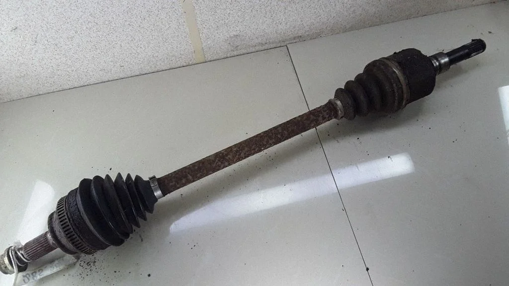 Rear driveshaft – right
