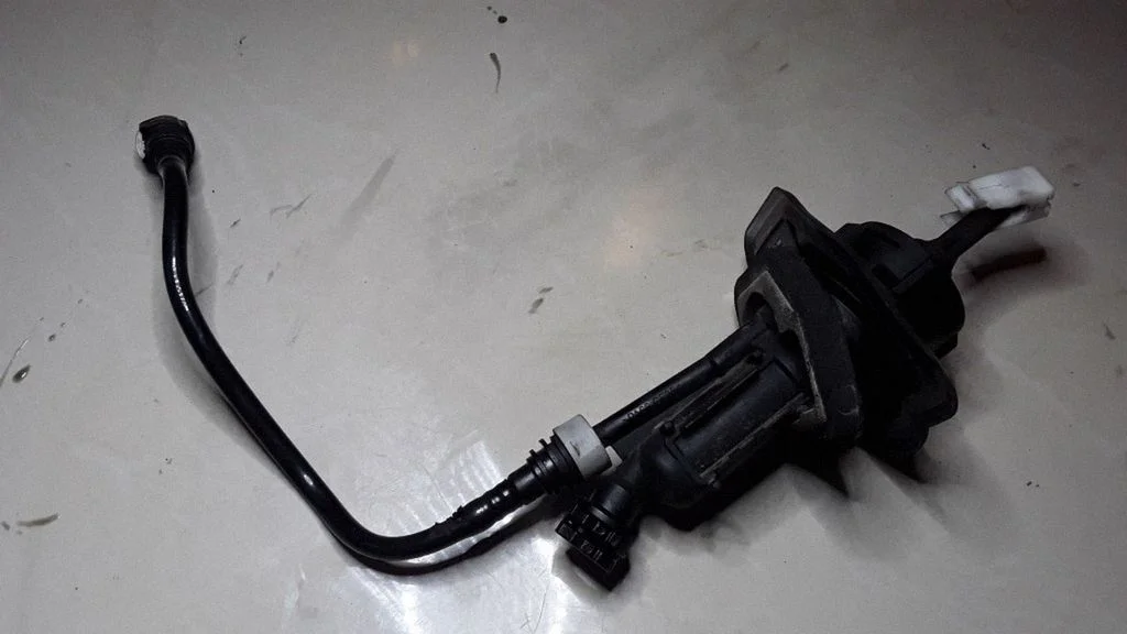 Siduri peasilinder – Ford Focus C-MAX (2003-2010)