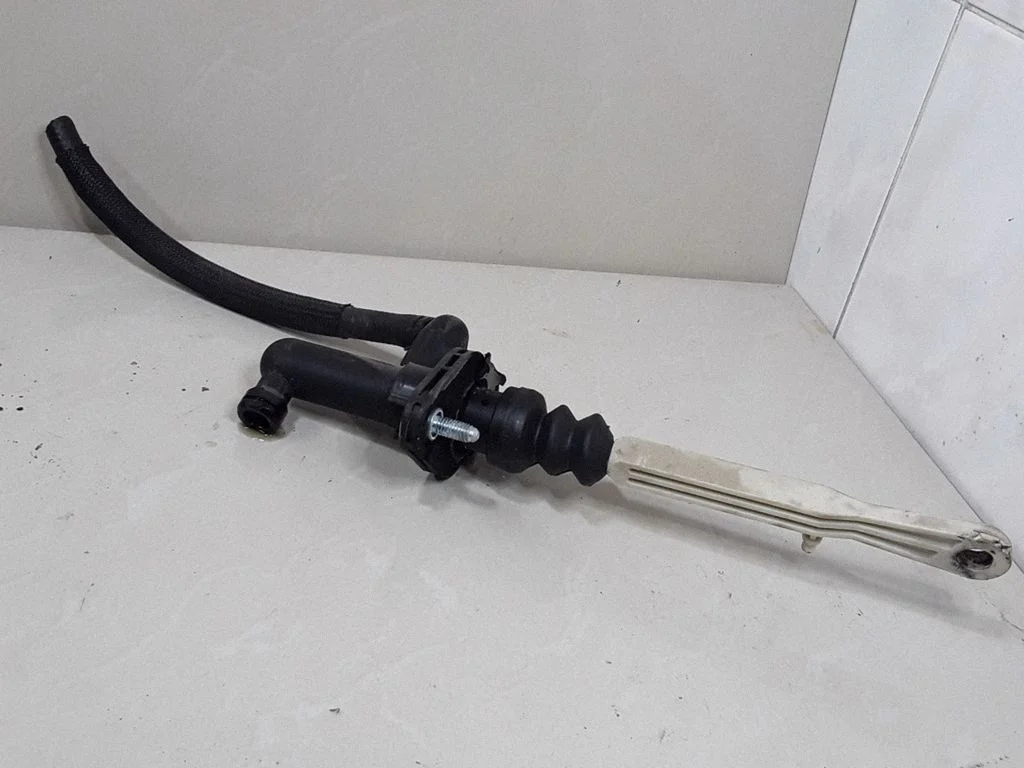 Siduri peasilinder – Volvo S60 (2005-2010)