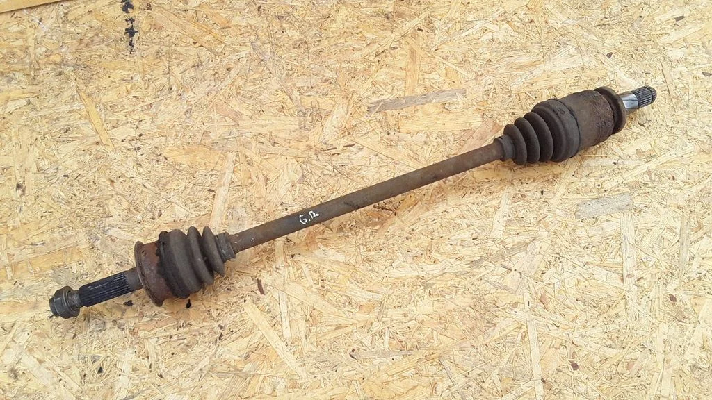 Rear driveshaft – Subaru Legacy (2004-2006)