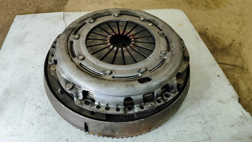 Clutch set kit – Volvo S40 (2004-2007)