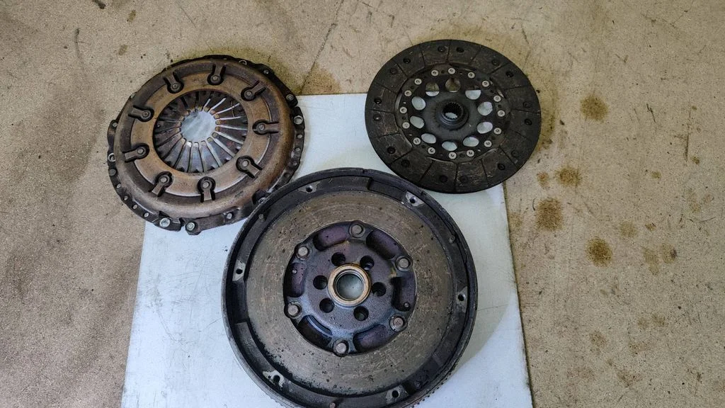 Clutch set kit – Volkswagen Passat B5.5 (2001-2005)