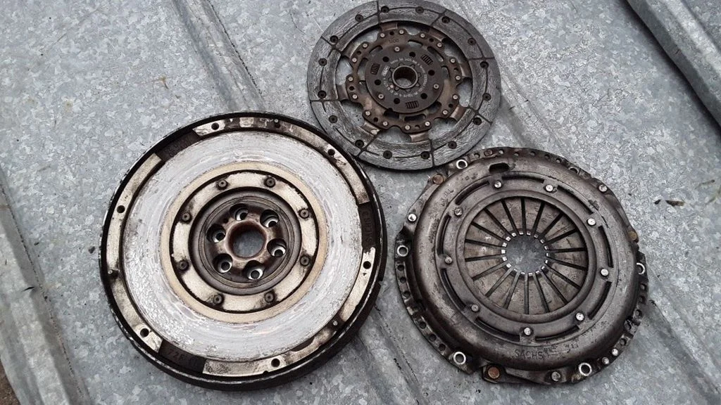 Clutch set kit – Ford Focus C-MAX (2003-2010)