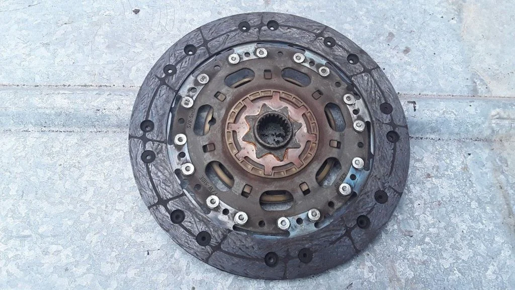Clutch set kit – Ford Mondeo Mk III (2000-2007)