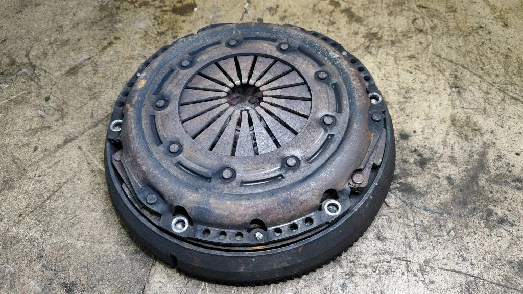 Clutch set kit – Peugeot 307 (2001-2005)