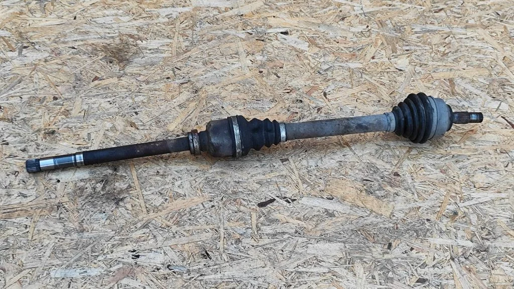 Front driveshaft – right