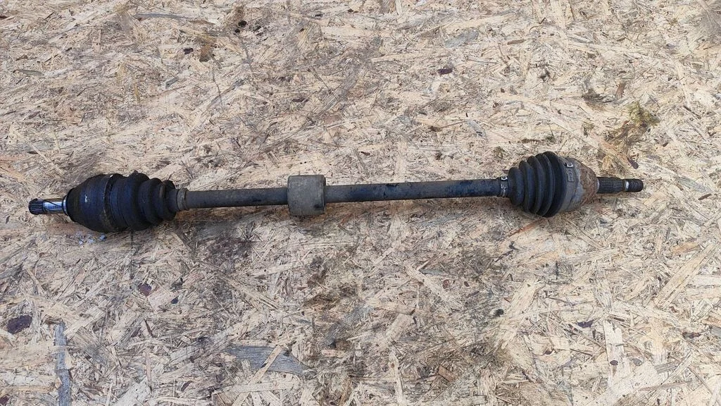 Front driveshaft – right