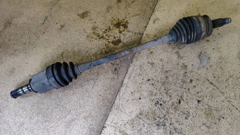 Front driveshaft