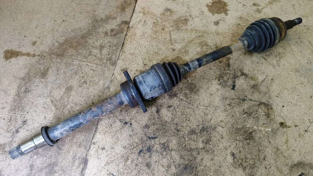 Front driveshaft – Toyota Auris 150 (2006-2012)