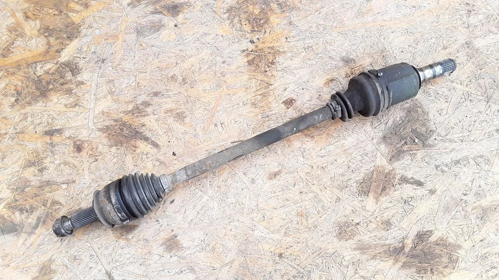 Front driveshaft – Subaru Legacy (2007-2009)
