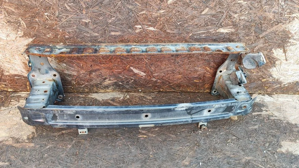 Front bumper cross member