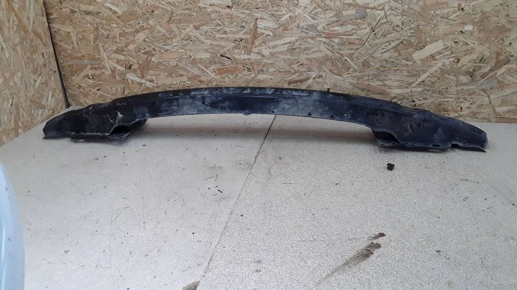 Front bumper cross member – Volkswagen Bora (1998-2005)