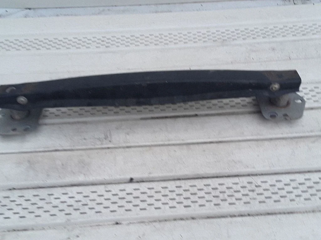 Front bumper cross member 0004835V002 – Smart ForTwo I MC01 (1999-2007)