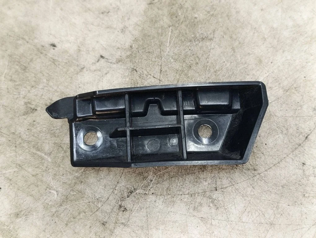 Front bumper mounting bracket 10A807183A