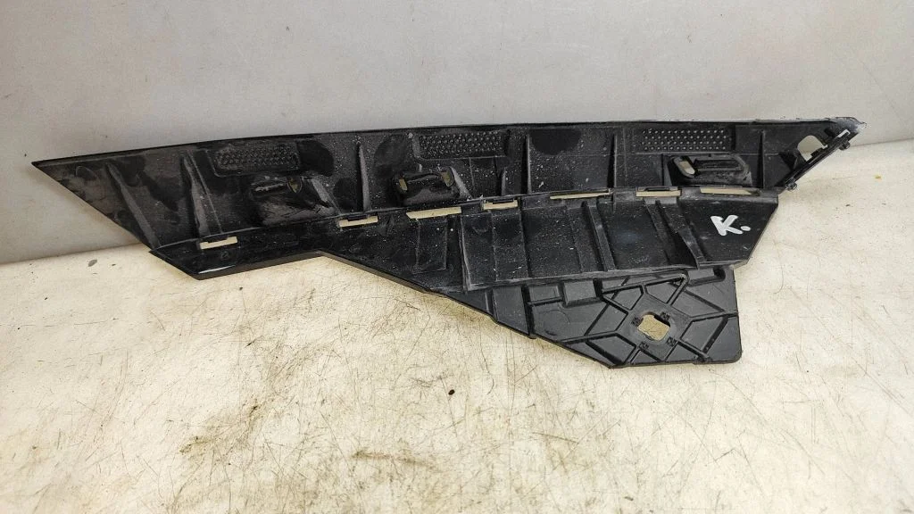 Front bumper mounting bracket A2478859203