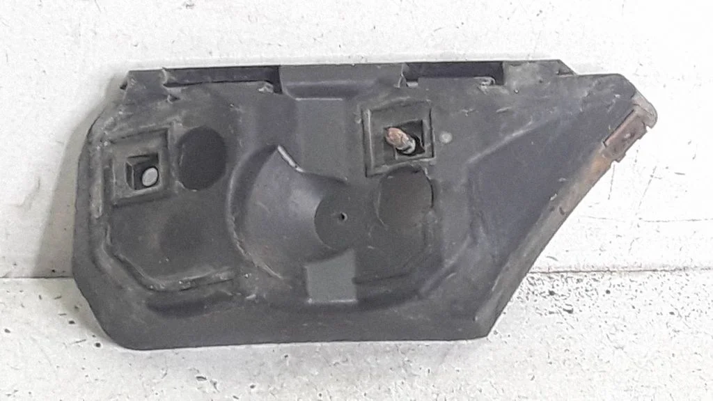 Front bumper mounting bracket – Volvo V50 (2004-2007)