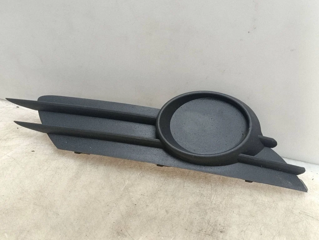 Front bumper lower grill 13211481
