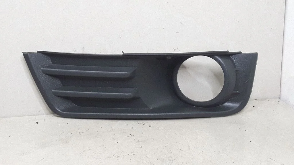 Esistange alumine võre (kolmeosaline) – Ford Focus C-MAX (2003-2010)