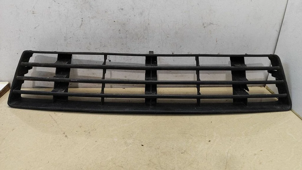 Front bumper lower grill AD99012