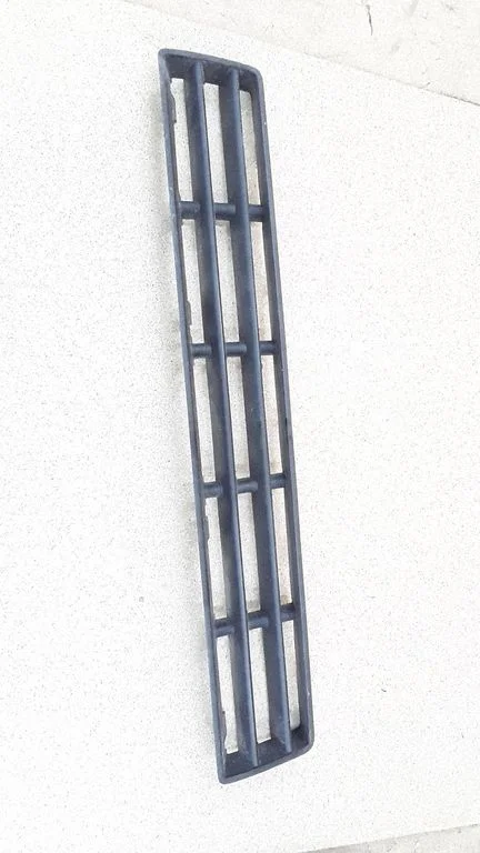 Front bumper lower grill 1J0853677