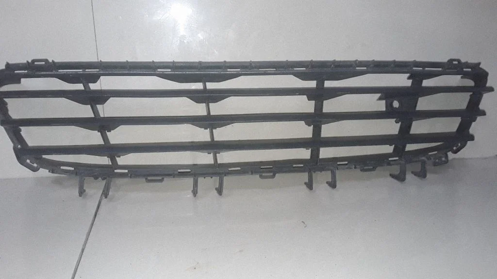 Front bumper lower grill 375768702
