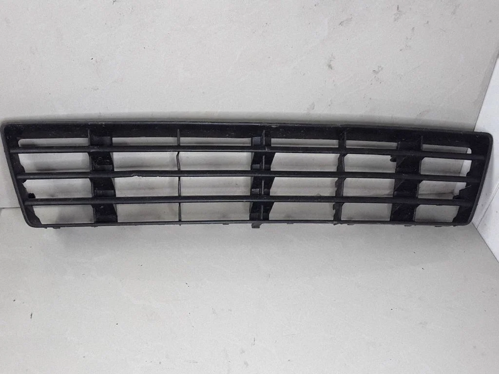 Front bumper lower grill 4B0807683F