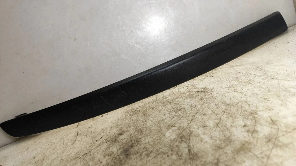 Front bumper splitter molding – BMW 1 Series E81 E87 (2004-2011)
