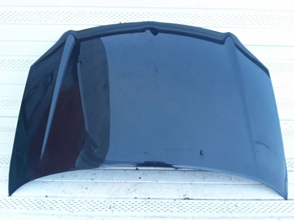 Engine bonnet/hood – Toyota Avensis T250 (2003-2006)