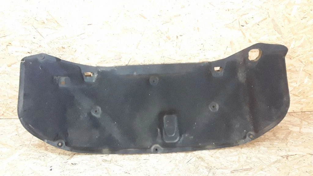Mootorikapoti heli-/soojusisolatsioon – Toyota Avensis T250 (2003-2006)