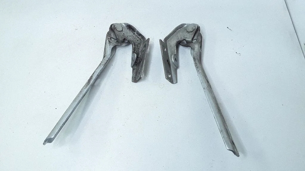 Mootorikapoti hinged – Volkswagen Passat B5.5 (2001-2005)
