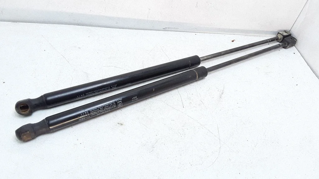 Front bonnet/hood damper/strut 2353900