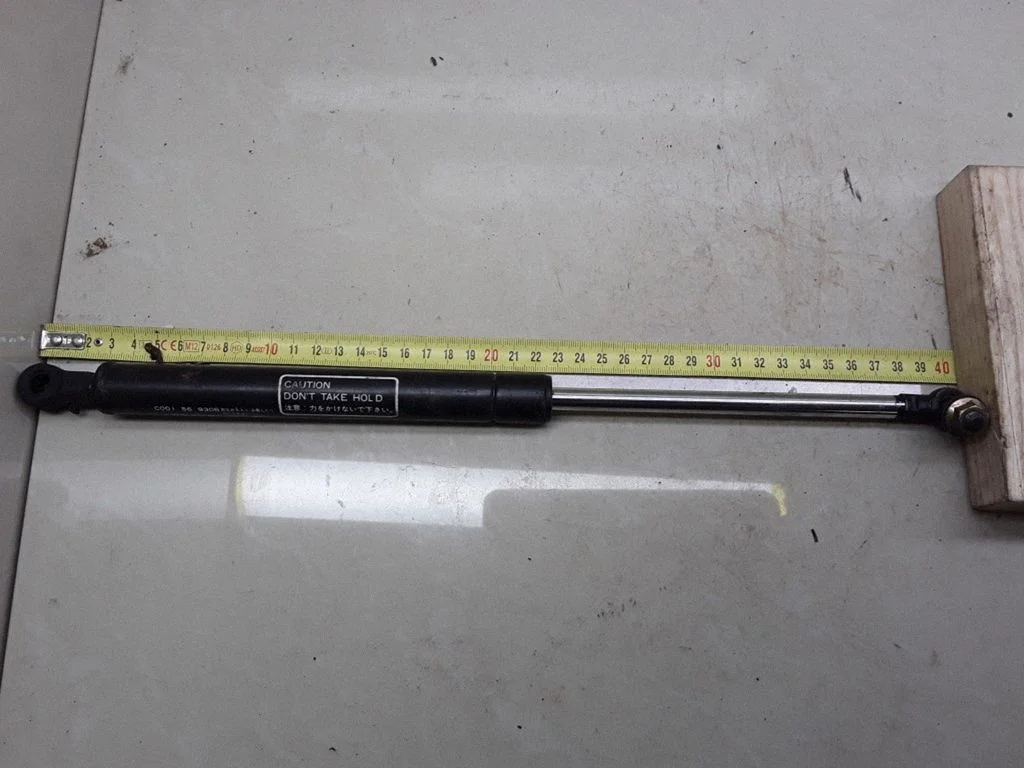 Front bonnet/hood damper/strut 56930B