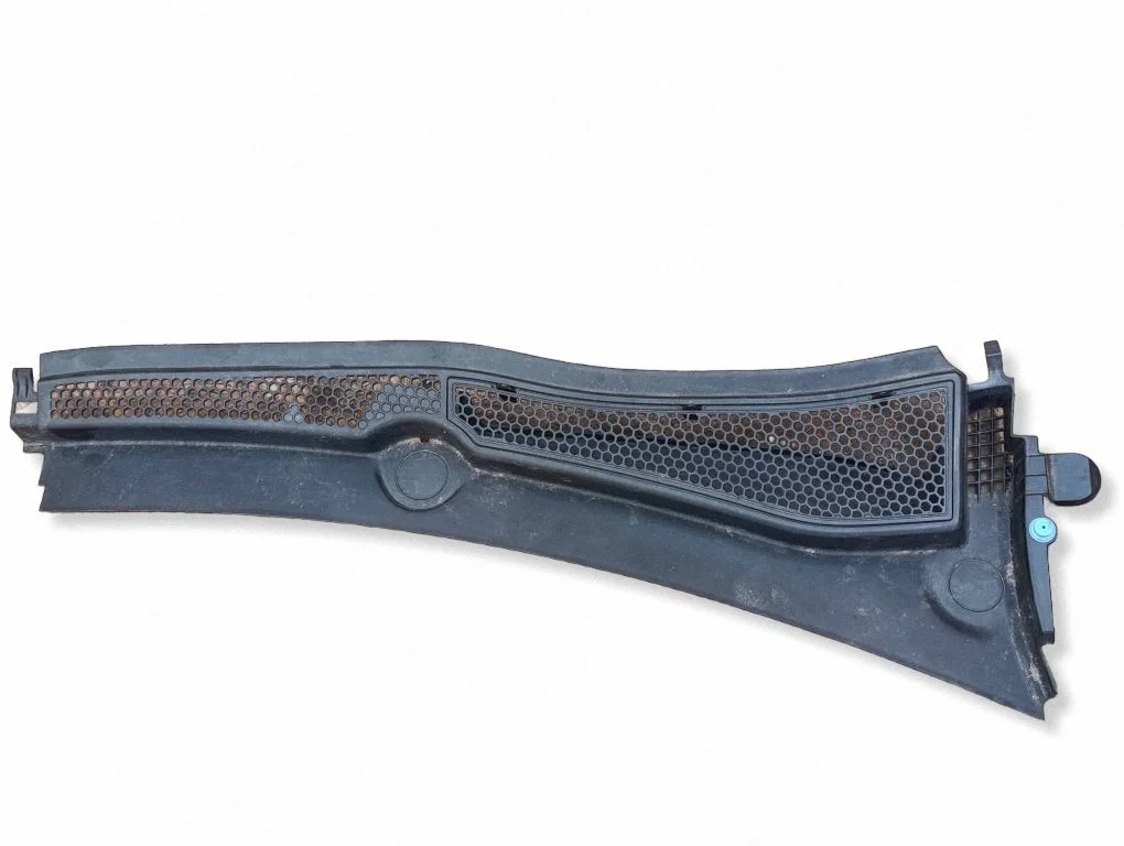Wiper trim 9673302477