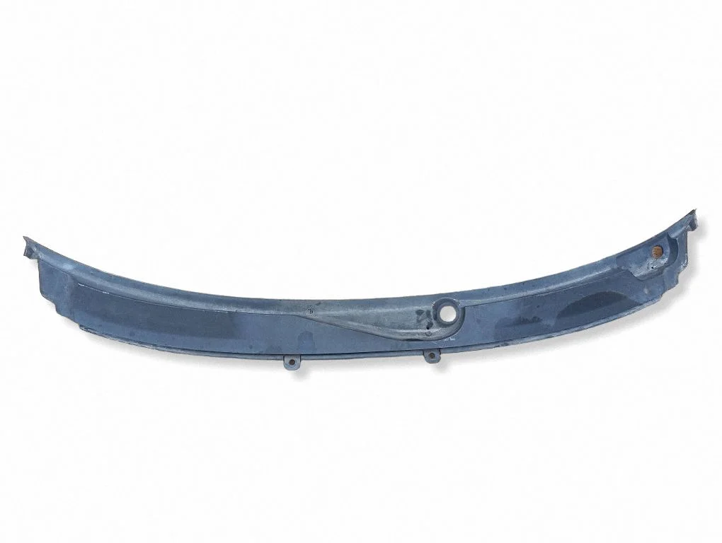 Wiper trim – Audi A6 Allroad C6 (2006-2011)