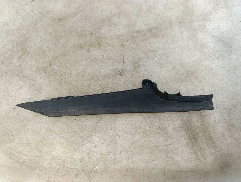 Wiper trim – Toyota Avensis T270 (2009-2012)